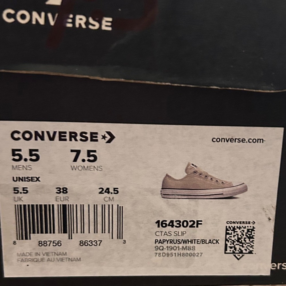 Converse Chuck Taylor All Star Slip-On Laceless
Sneaker - Picture 2 of 7